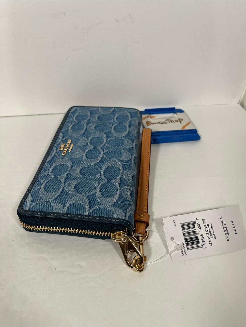 ‼️LAST 1 NWT Coach Long Zip Around Wallet In Signature Denim - Picture 3 of 6
